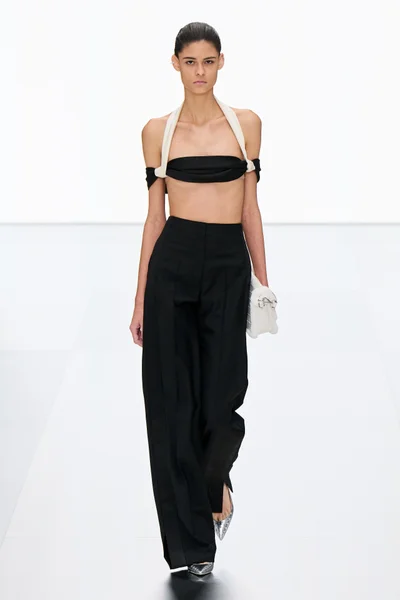 Look 7